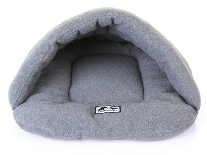Cama tipo cueva para mascotas pequeñas