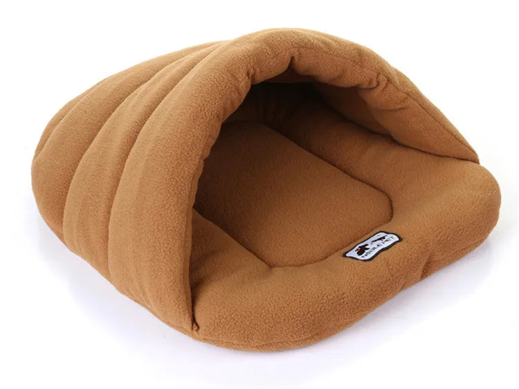 Cama tipo cueva para mascotas pequeñas